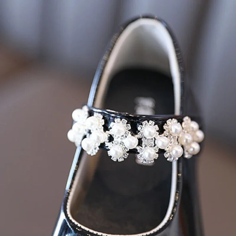 Dievčenské lakované kožené topánky na svadobnú párty, čiernobiele školské topánky, detské perleťové princeznovské topánky, módne všestranné Mary Janes