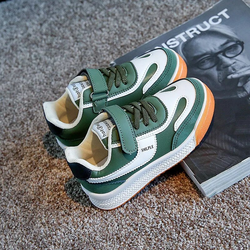 Laste kevadised uued nahast tossud keskmised suured laste vabaajajalatsid poistele ja tüdrukutele pehme tallaga õpilaste tennised