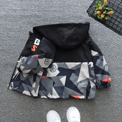 Ilus beebipoiste mantel Kevad-sügis kamuflaaž Liimimine kapuutsiga tuuletõke 2–8-aastastele lastele Sport Vaba aeg Ülerõivad Riided