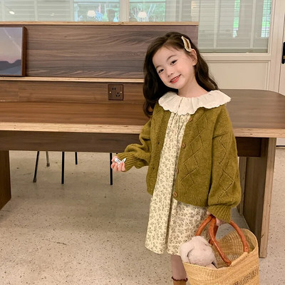 Lasteriided 2023. aasta kevad-sügis, uued moodsad tüdrukud, beebiroheline, õõnestatud, kootud vabaaja mugav kardiganmantel