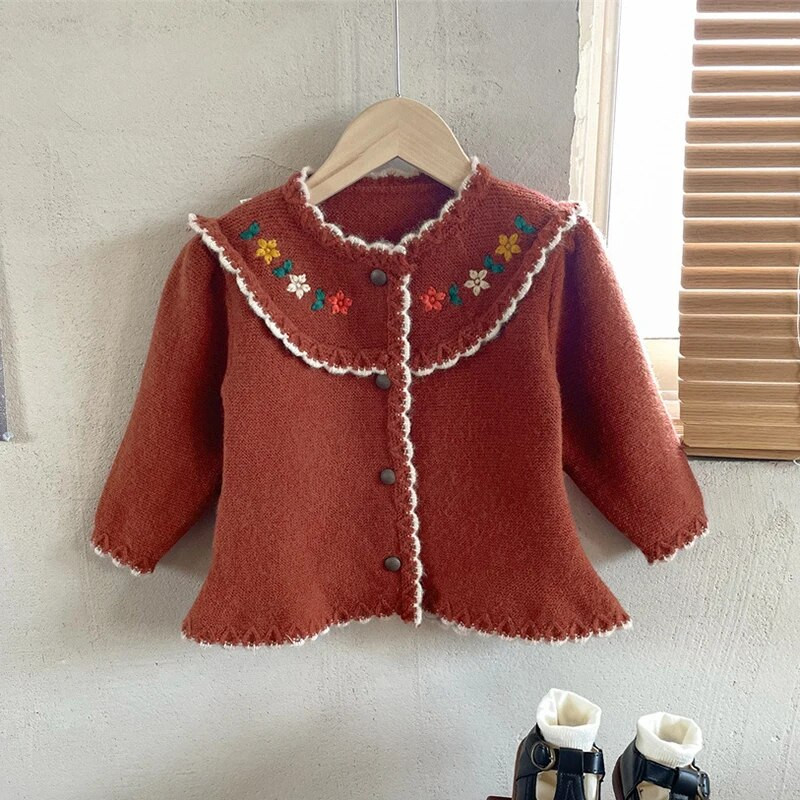 Gyermek pulóver kardigán 2023 őszi új koreai lányok kötött kabát baba gyerek ruha hímzett virágos retro kerek nyakú felső