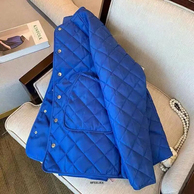 Suured 6XL 150kg talvepargid naistele Uued Korea moesuured mantlid Ruuduline jope paks soe välisriietus