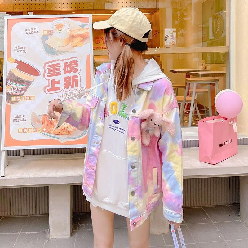 Moteriška džinsinė striukė korėjietiška vaivorykštės skylė, trumpa lauko pavasario ir rudens nauja laisva vienvėrė gatvės džinsinė striukė, 2023 m.