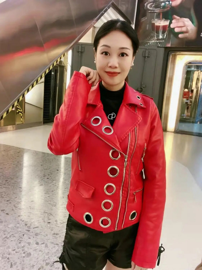 2023. aasta kevad-sügis naiste nahkjakk, uus moodne metallsõrmusmantel, lühikesed riided