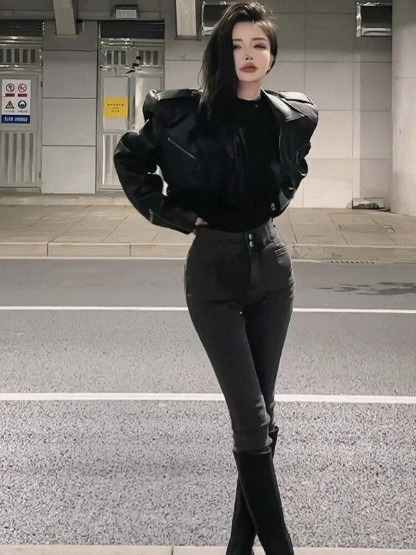 Krátka motocyklová kožená bunda na jar a jeseň, dámska dlhá rukávová traffic dámska kožená bunda Leather & Skin