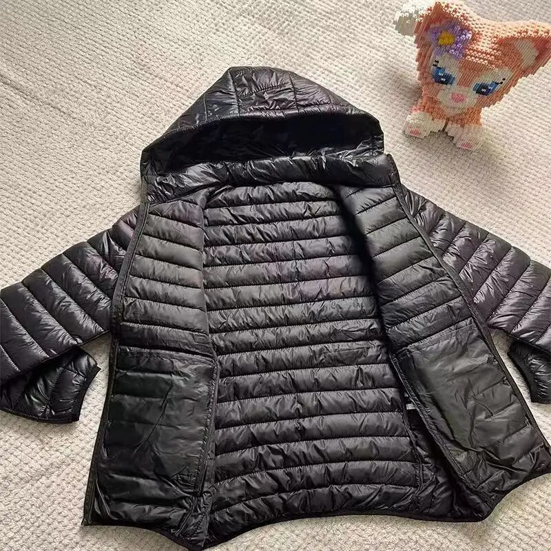 Ziemas vīriešu mētelis viegla dūnu jaka vīriešu apkakle ar kapuci īsa jauniešu īpaši plāns liels vīriešu mētelis