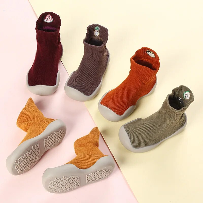 Kevadised ja sügisesed laste kõndimisjalatsid Pehme tald Silikoon Multikas Puhas Puuvillane Beebikingad Lasteaia Beebi Sokid Kingad