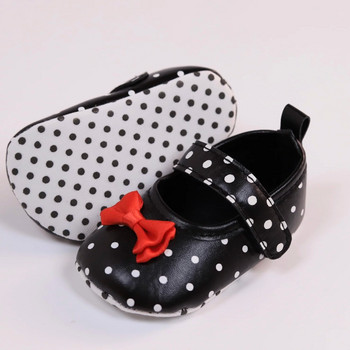 Бебешки обувки за стъпки Първият чифт бебешки обувки за малко дете Бебешки обувки Дишащи неплъзгащи се модни обувки за момичета Стил на принцеса