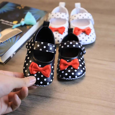 Baby Step Kingad Beebi esimene paar väikelaste jalanõusid Beebikingad Hingavad libisemiskindlad Tüdrukute Moekingad Printsessi stiil