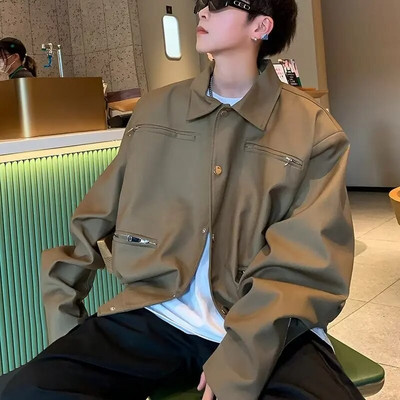 Korea Fashion Lapel Bomber jope meestele Tõmblukuga tasku Disain üherealine Varsity lühikesed jakid Vintage vabaaja mantel