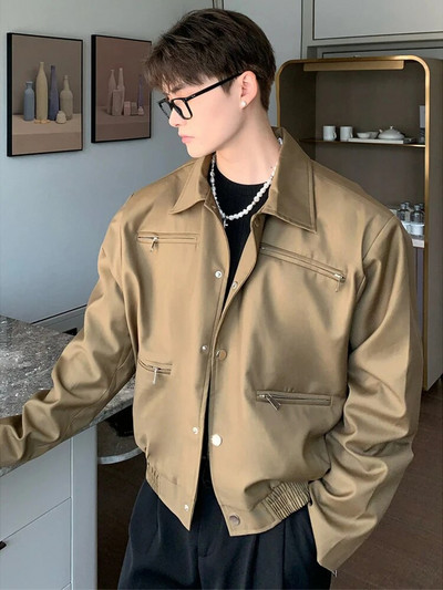 Korea Fashion Lapel Bomber jope meestele Tõmblukuga tasku Disain üherealine Varsity lühikesed jakid Vintage vabaaja mantel