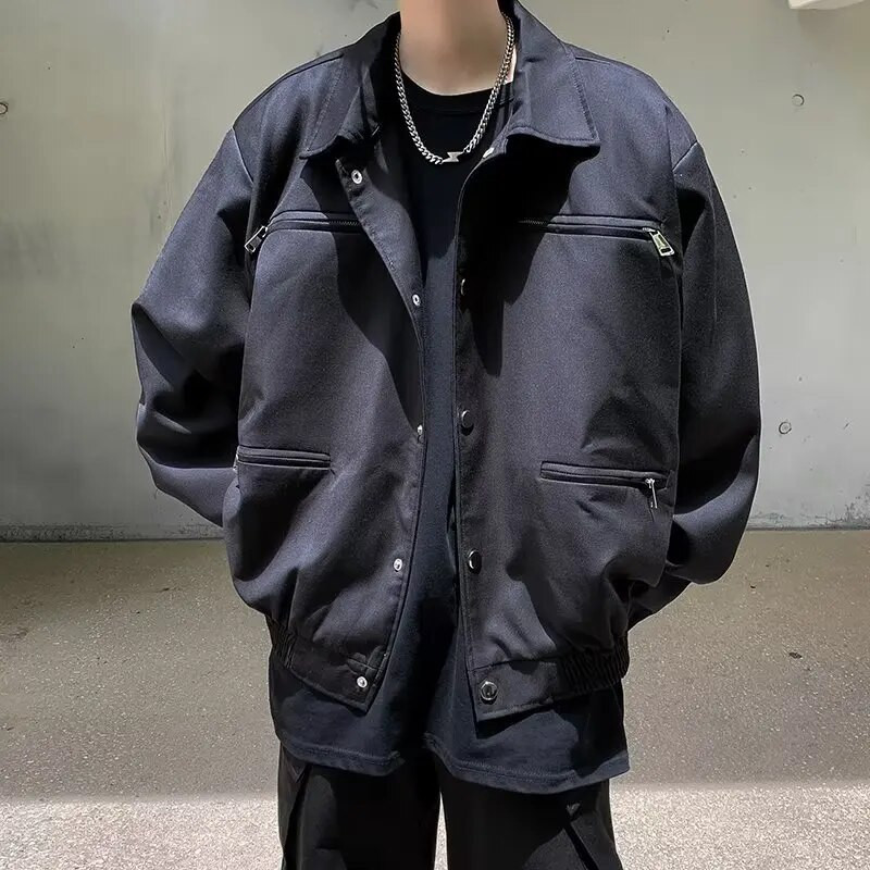Korea Fashion Lapel Bomber jope meestele Tõmblukuga tasku Disain üherealine Varsity lühikesed jakid Vintage vabaaja mantel