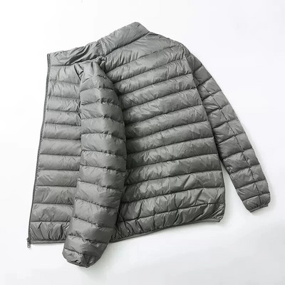 Jarná jesenná módna značka Ultra Light Duck Down Jacket Pánska kórejská streetwear perie kabát s kapucňou páperová bunda Teplé pánske oblečenie