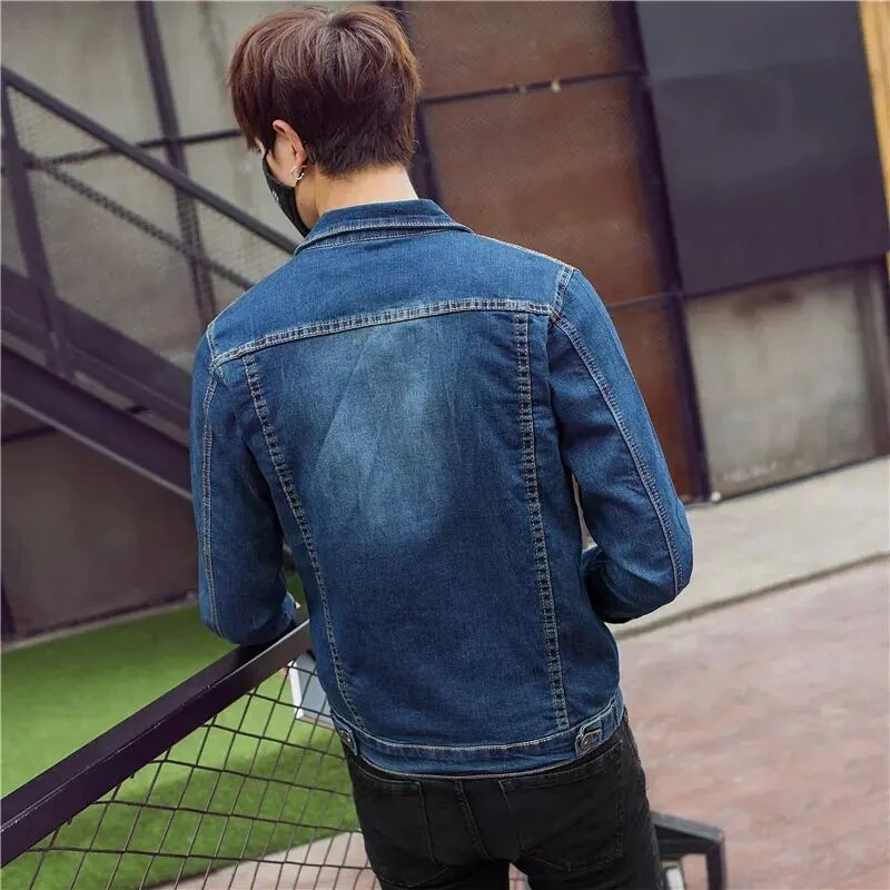 Jeseň zima 2020 Móda nová pánska džínsová bunda pre teenagerov, trend klopový retro kórejský mládežnícky módny slim džínsový kabát pre mužov