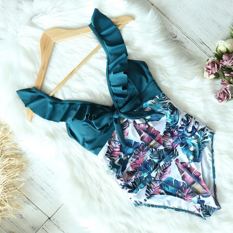 2024 Sexy nové volánové jednodielne plavky s odhalenými ramenami, dámske plavky s hlbokým V, plážové oblečenie