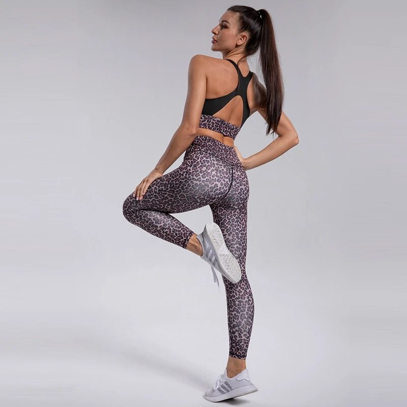 Costum de yoga leopard pentru fitness Femei Imbracaminte sport 2023 Haine de antrenament pentru femei Imbracaminte de gimnastica Tinuta sportiva Femei Set doua piese Purtare
