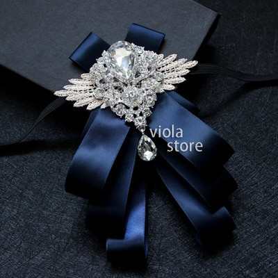 Elegant, superbă, cu panglică cu diamante, papion, costum de nuntă, uniformă, rochie de mire, fluture, accesoriu pentru banchet, cadou, roșu vin, bleumarin, roz