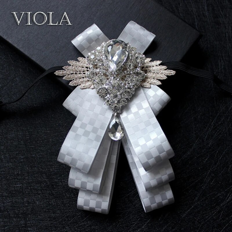 Elegant, superbă, cu panglică cu diamante, papion, costum de nuntă, uniformă, rochie de mire, fluture, accesoriu pentru banchet, cadou, roșu vin, bleumarin, roz