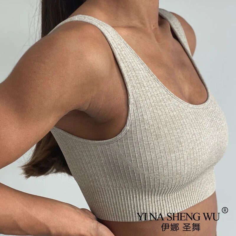 Set de yoga fără cusături Haine de antrenament pentru femei Set de gimnastică cu nervuri Costum sport 2 piese Sutiene sport pentru femei Pantaloni scurți de yoga Îmbrăcăminte de gimnastică pentru femei