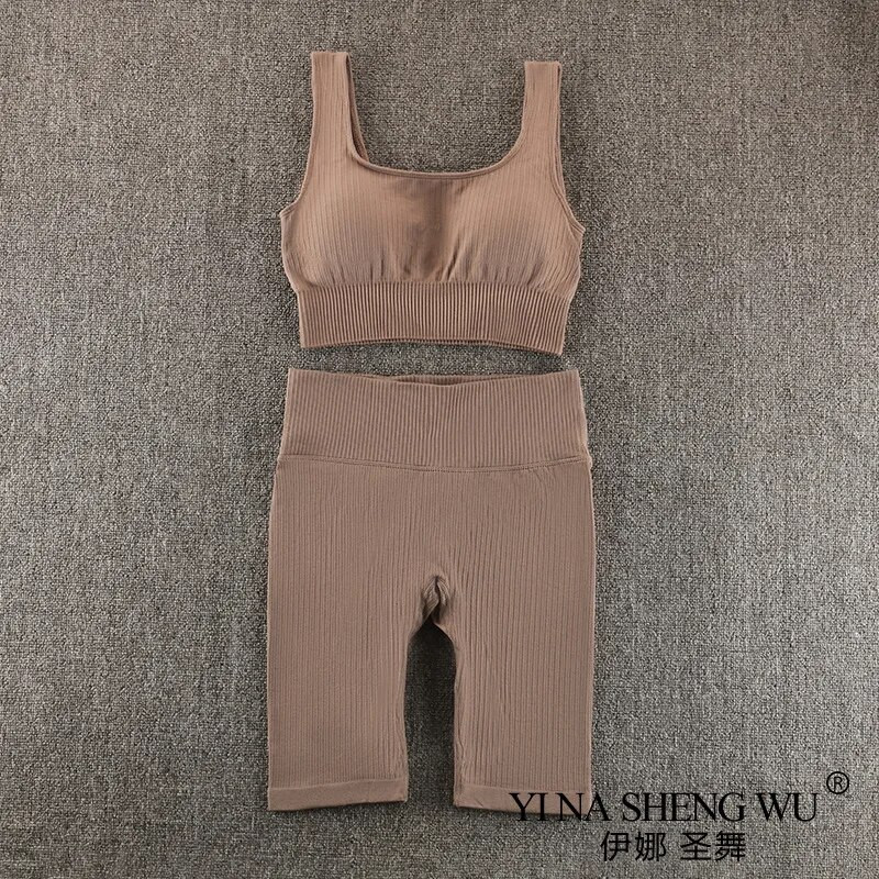 Set de yoga fără cusături Haine de antrenament pentru femei Set de gimnastică cu nervuri Costum sport 2 piese Sutiene sport pentru femei Pantaloni scurți de yoga Îmbrăcăminte de gimnastică pentru femei