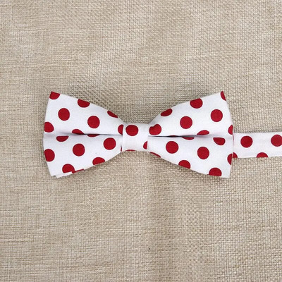 Karšti nauji vyriški peteliškės kaklaraiščiai Klasikiniai taškeliai peteliškės vestuvių vakarėliui Mada Atsitiktinis vyras Verslo taškeliai peteliškės Cravat