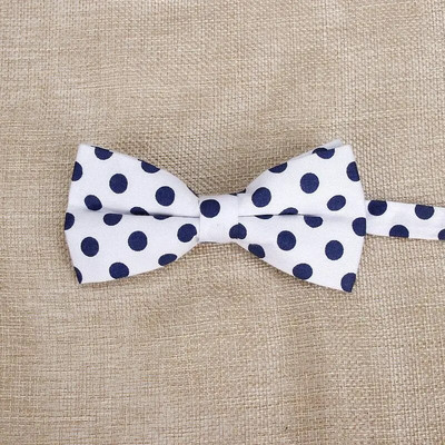 Karšti nauji vyriški peteliškės kaklaraiščiai Klasikiniai taškeliai peteliškės vestuvių vakarėliui Mada Atsitiktinis vyras Verslo taškeliai peteliškės Cravat