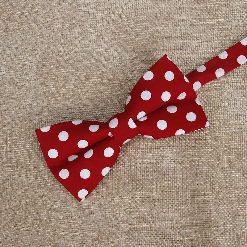 Karšti nauji vyriški peteliškės kaklaraiščiai Klasikiniai taškeliai peteliškės vestuvių vakarėliui Mada Atsitiktinis vyras Verslo taškeliai peteliškės Cravat