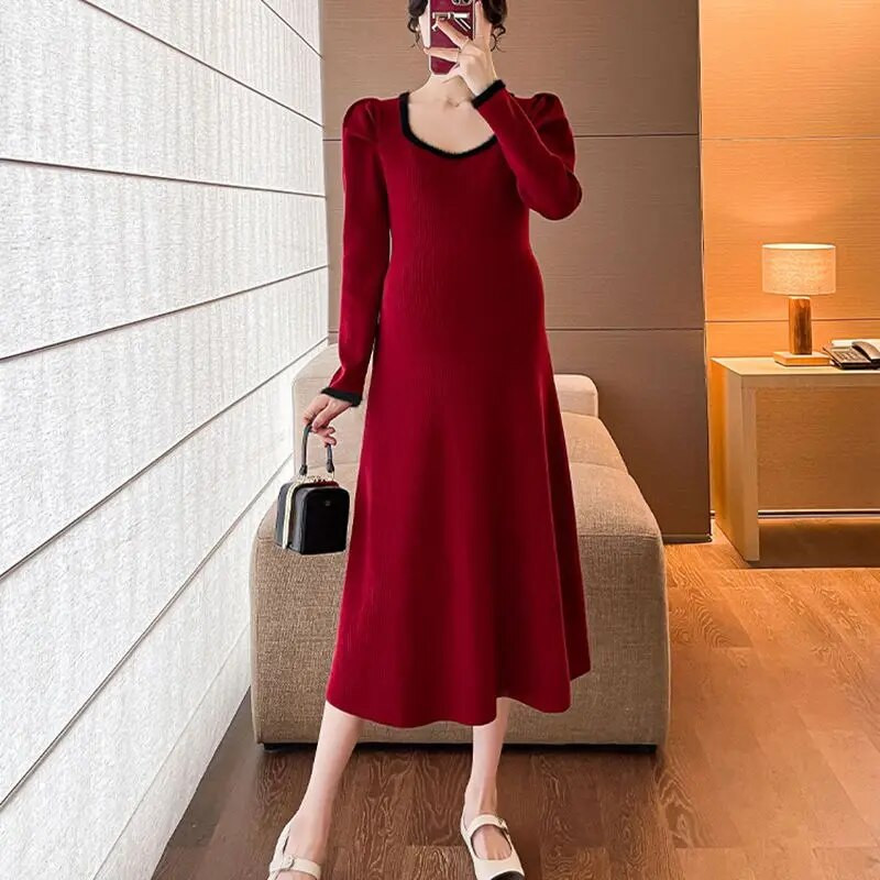 Kismama kötött piros ruha őszi tél új ruhák terhes nőknek divatos U-nyakú tömör karcsú terhességi pulóver ruhák