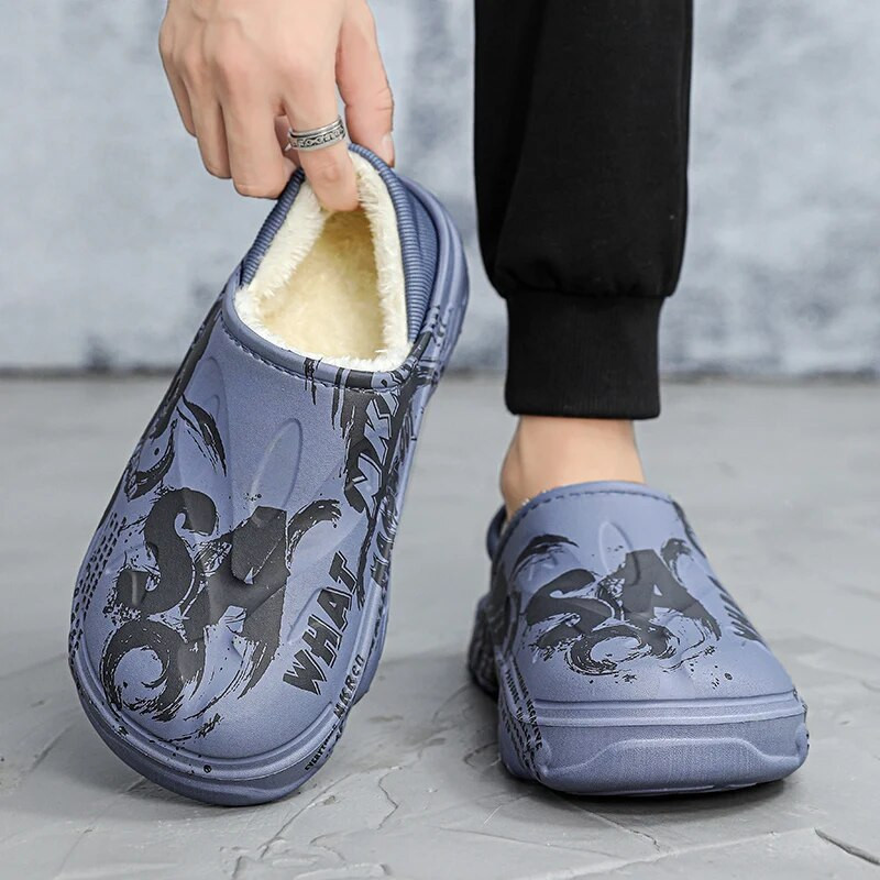 Papuci de iarnă de modă din blană pentru bărbați Pantofi caldi din bumbac pentru interior Pantofi de grădină impermeabili pentru exterior Saboți cu jumătăți de tobogane Sandale