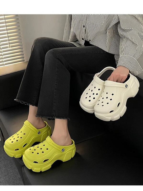 Γυναικεία Τρύπα Παπούτσια Σανδάλια Καλοκαιρινής Μόδας Πάχους 8 εκ. Ψηλοτάκουνο Μαλακή σόλα Παραλία Παπούτσια κήπου Αξεσουάρ καρτούν Παντόφλες τρύπας