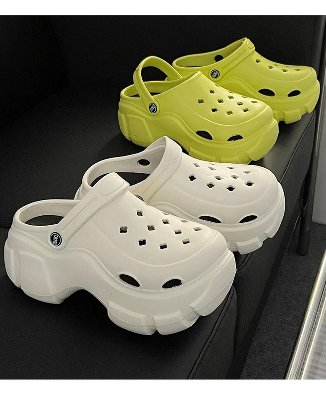 Γυναικεία Τρύπα Παπούτσια Σανδάλια Καλοκαιρινής Μόδας Πάχους 8 εκ. Ψηλοτάκουνο Μαλακή σόλα Παραλία Παπούτσια κήπου Αξεσουάρ καρτούν Παντόφλες τρύπας