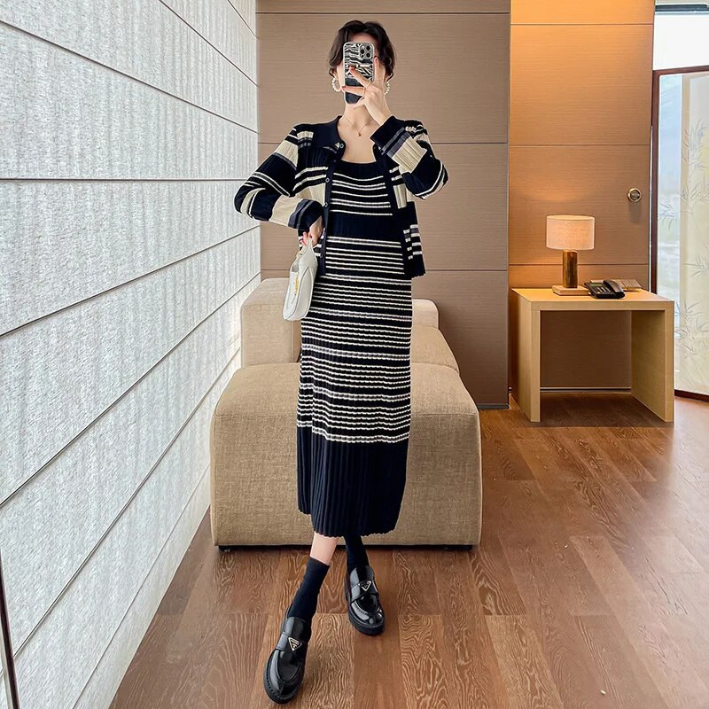 2 vnt. Nėščiųjų megzta suknelė 2023 m. Nauji rudens žiemos drabužiai nėščioms moterims dryžuota liemenė ir megztinis megztinis nėščiosioms