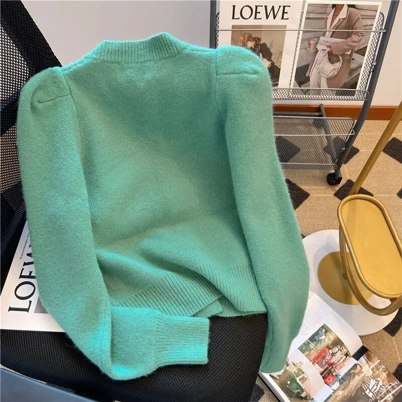 Moteriški megzti megztiniai 2023 m. rudens žiema, nauji korėjietiški laisvi vienspalviai megztiniai su apvaliu kaklu, madingi elegantiški megztiniai