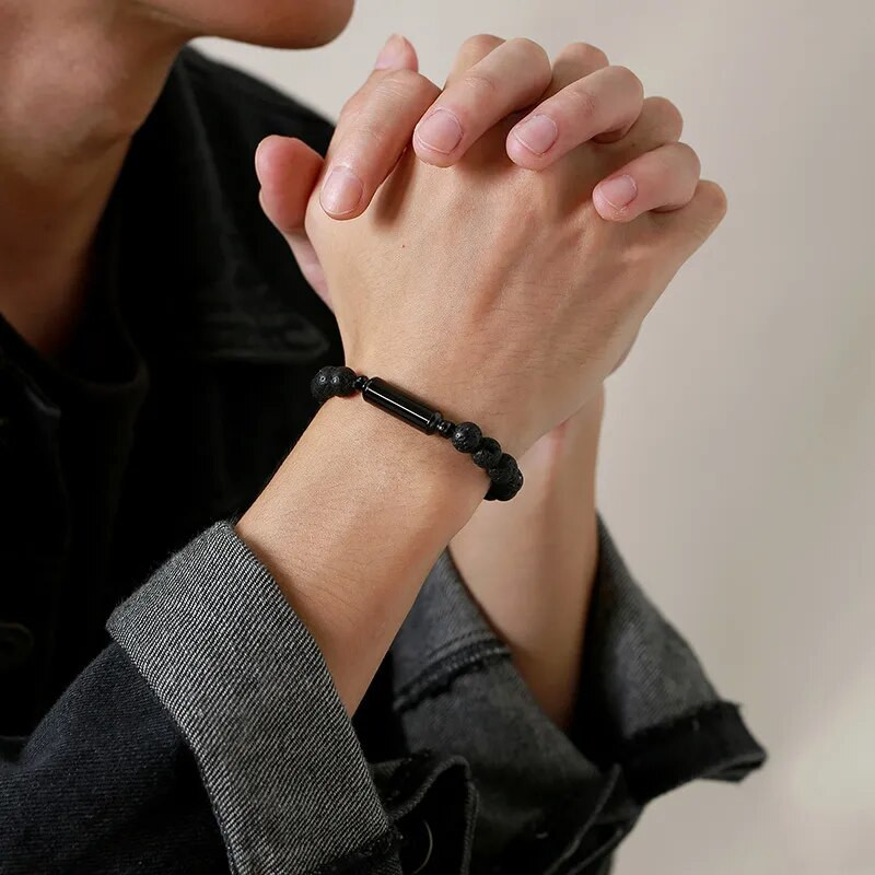 „Vnox“ vyriški paprasti lavos akmens karoliukai, urnos apyrankės, skirtos pelenams, tuščiavidurių vamzdelių kremavimo atminimo papuošalai, reguliuojamas ilgis