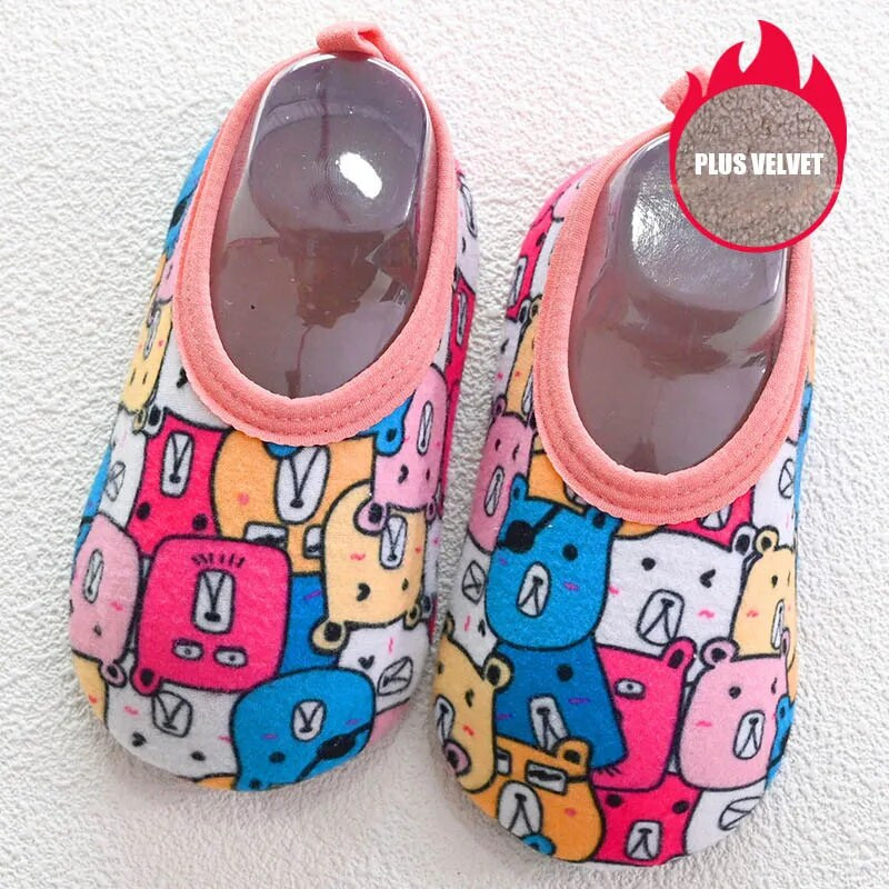 Ziemas bērnu grīdas apavi zīdaiņiem Čības Toddler Zēni Meitenes Plīša Silti Mīksti Neslīdoši Bērnu apavi iekštelpu čības zīdaiņiem
