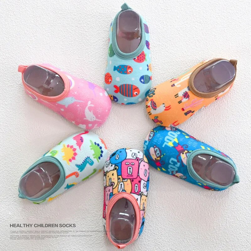 Ziemas bērnu grīdas apavi zīdaiņiem Čības Toddler Zēni Meitenes Plīša Silti Mīksti Neslīdoši Bērnu apavi iekštelpu čības zīdaiņiem