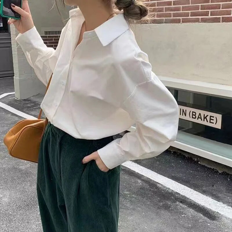 Rudens drabužiai Korėjos moteriški marškiniai ilgomis rankovėmis Harajuku pavasario korėjietiško stiliaus madingi palaidiniai marškiniai balti vintažiniai moteriški laisvalaikio viršūnės