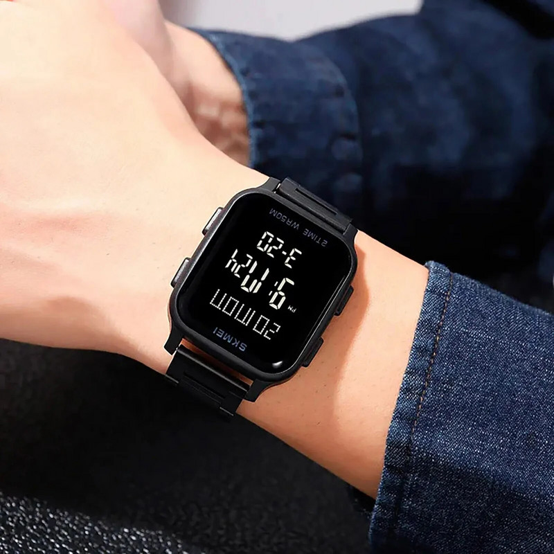 Vyriškas elektroninis sportinis laikrodis vyrams LED šviesus daugiafunkcis lauko alpinizmo didelio ekrano elektroninis laikrodis