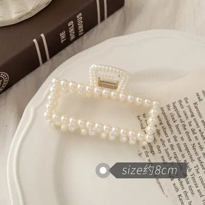 2021 Νέα μόδα Εξαιρετική μεσαία μικρή μαργαριτάρι Γεωμετρική φουρκέτα Μαλλιά Καβούρι Νύχια Μαλλιά Γυναικεία Κορίτσια Αξεσουάρ Μαλλιά Καπέλα