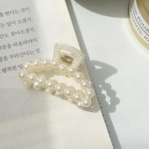 2021 Νέα μόδα Εξαιρετική μεσαία μικρή μαργαριτάρι Γεωμετρική φουρκέτα Μαλλιά Καβούρι Νύχια Μαλλιά Γυναικεία Κορίτσια Αξεσουάρ Μαλλιά Καπέλα