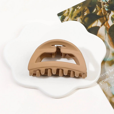 2024. aasta uus mood, väikesed jäätunud geomeetriaga klambrid, naiste juuksenõelad, tüdrukute aksessuaarid, peakatted, juukseküüs, hulgimüük