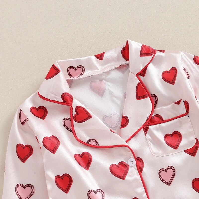 Vaikų mergaičių pavasario rudens poilsio drabužių rinkinys, satino šilko mažylių miegui skirtas marškinėliai su širdelės raštais ilgomis rankovėmis atvartu sagomis ir pižamų rinkinys