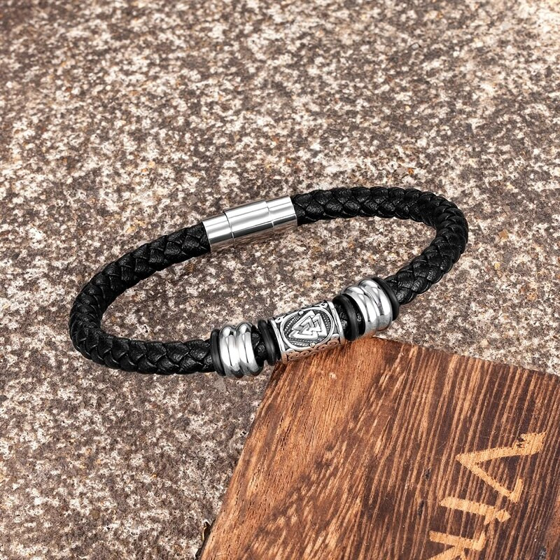 MKENDN Vikinška narukvica Muška narukvica od prave kože Vikinški kompas Narukvica s nordijskim runama Amulet s nordijskom mitologijom Nakit Pokloni