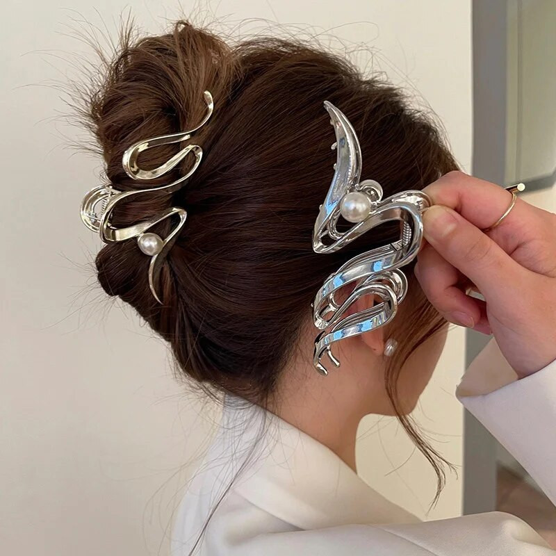Korejski stil Zlatno srebrna boja Veliki metalni biserni valovi Geometrijska kandža za kosu za žene Dodaci Crab Clamp Clip Pokrivala za glavu Nakit