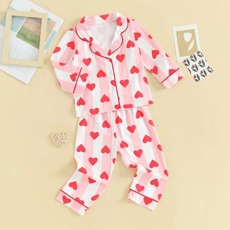 1-5Y vaikiški pižamų rinkiniai Valentino širdelės spaudos mygtuku ilgomis rankovėmis marškiniai ir kelnių rinkiniai Kūdikių poilsio drabužiai Vaikų miegui