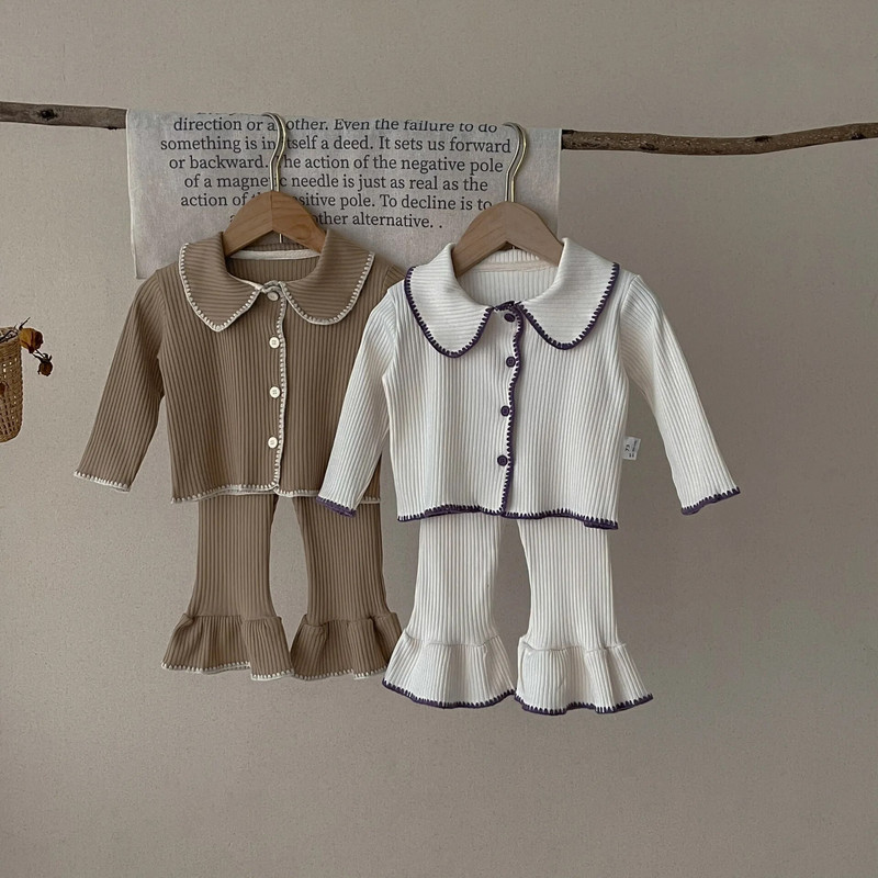 7467 Komplet odjeće za bebe 2023 Jesensko pleteno odijelo od školjki za dojenčad Kontrastni kardigan + zvonasti donji dio Ležerno dvodijelno odijelo za djevojčice