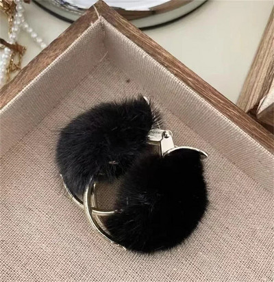 Žieminiai pliušiniai plaukų nagai neslystantys metaliniai tvirti laikikliai vienspalviai pomponiniai plaukų segtukai sugriebti paprastas moteriškas mergaičių kuodo papuošimas