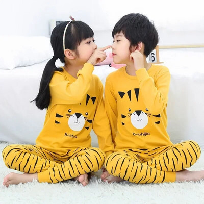 Бебешки комплекти пижами за деца Памучно спално облекло за момчета Зимни пижами за момичета Пижами с карикатура на котка Тениска+панталон 2 бр. Детско облекло