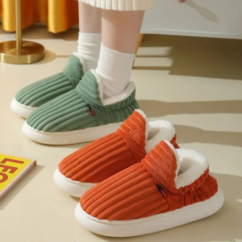 Női téli papucsok meleg plüss felcsúsztatható párok otthoni pamut cipők csúszásmentes kényelmes lapos férfi puha műszőrme csizmák