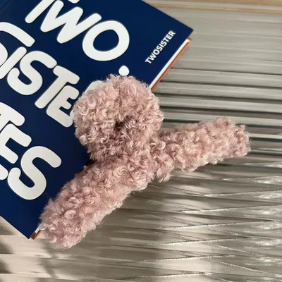 Naiste plüüsist juukseküüned Talvised kunstkarusnahast juukseklambrid Elegantsed akrüüljuuksenõelad Tüdrukutele juukseaksessuaarid Karvased peakatted Klambrid küünis